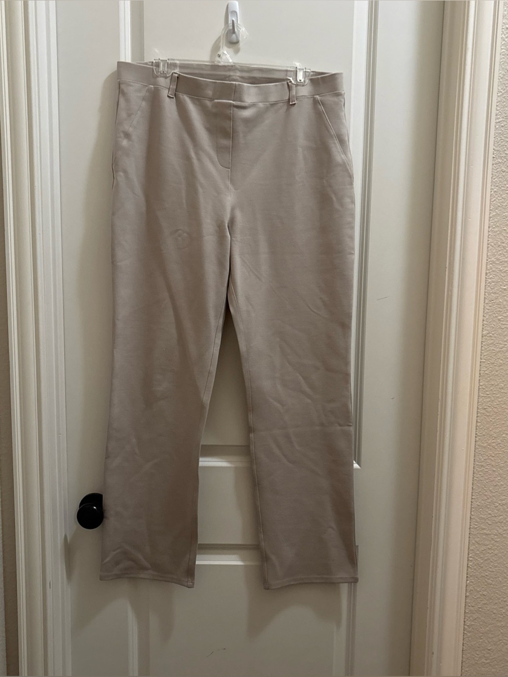 Quince Women's Ultra Stretch Ponte Straight Leg Pants Size XL Regular Ecru
